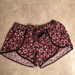 2/10$ No Boundaries Tribal Shorts